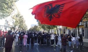 Policija u Tirani upotrebila gumene metke tokom protesta ispred Ministarstva obrazovanja
