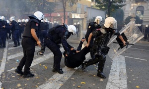 Rama odbija ostavku dok studenti treći dan protestuju u Tirani