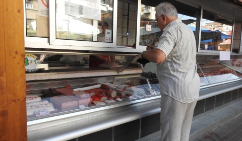 U Ohridu i Strugi oduzeto i uništeno 1.000 kilograma pilećih želudaca