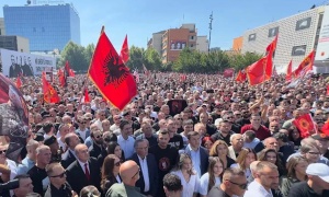 Protesti širom Kosova zbog presuda bivšim čelnicima OVK