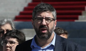 Lazović: Dugački redovi za podršku studentskoj listi pokazuju želju za promenama