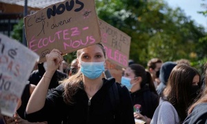 Protesti srednjoškolaca u Francuskoj: Zatvoreno oko 400 škola, hiljade privedenih