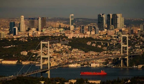 Sedmoro zarobljeno nakon delimičnog urušavanja zgrade u Istanbulu