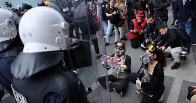 Protesti u Tirani ušli u deseti dan, policija intervenisala ispred Raminog kabineta