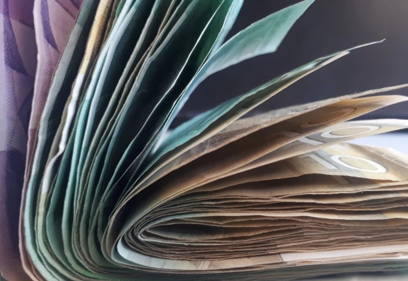 NBS: Evro sutra 117,48 dinara