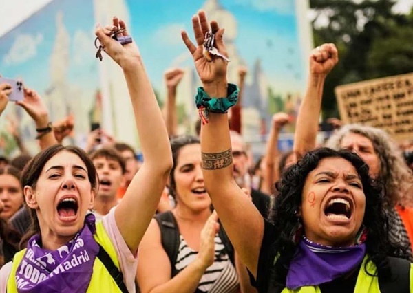 Desetine hiljada ljudi protestovale u Madridu zbog stambene krize