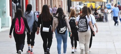 Više od 3.500 tinejdžerki u Srbiji se porodilo za dve godine