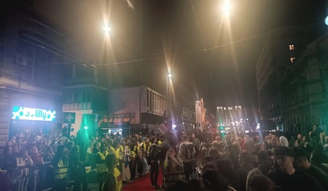 Studenti iz zapadne Srbije prvi stigli na doček ispred Rektorata u Beogradu