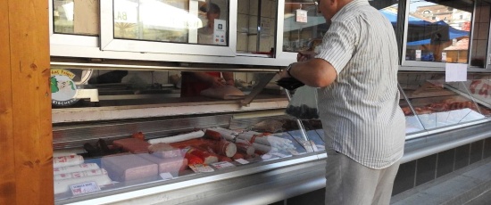 U Ohridu i Strugi oduzeto i uništeno 1.000 kilograma pilećih želudaca