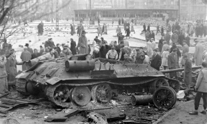 Macut u Budimpešti na obeležavanju 70. godišnjice Mađarske revolucije 1956.
