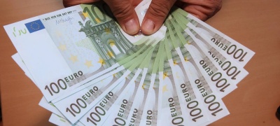 NBS: Evro sutra 117,4244 dinara