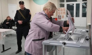 U Rusiji počeli parlamentarni izbori uz ograničeno učešće opozicije