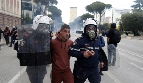 Nastavljeni protesti studenata i srednjoškolaca širom Albanije, UN pozvale na smirivanje tenzija