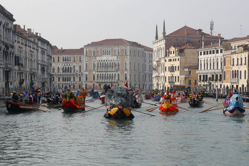 Otvoren čuveni karneval u Veneciji