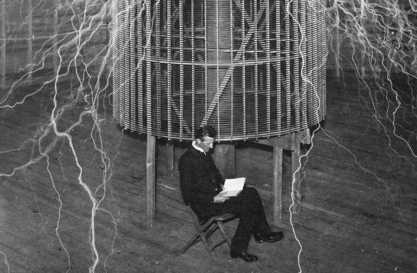 Nikola Tesla, Tesla, Houk, Meklahlan