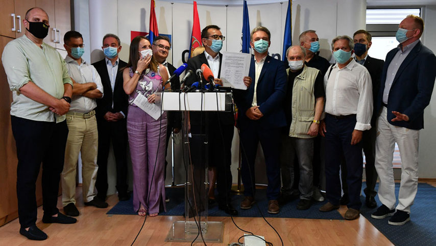 Udružena opozicija Srbije, Vučićev režim