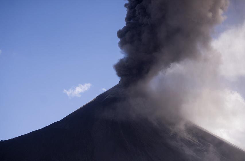 vulkan pakaja, vulkan pakaja gvatemala, erupcija vulkana pakaja, erupcija vulkana gvatemala