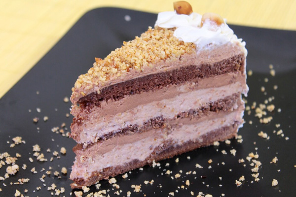 Cokoladna torta sa lešnicima recept