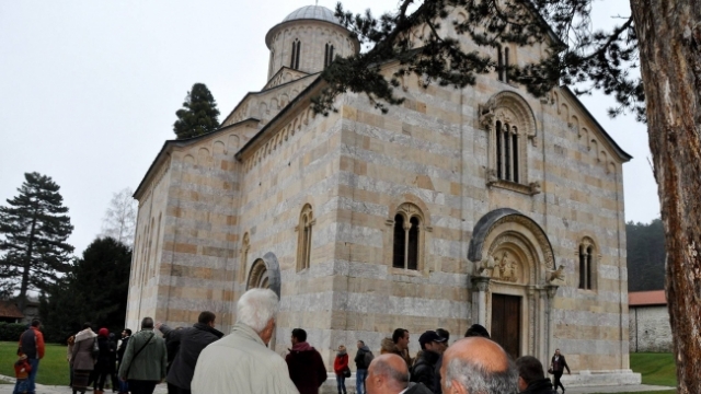 nvo, centralna srbija, kosovo, manastir, visoki decani