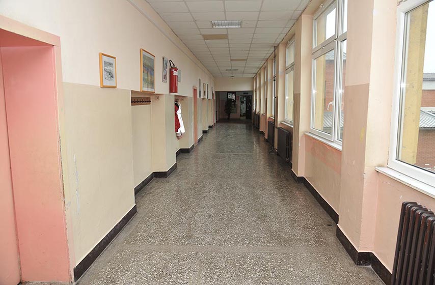 osnovna skola zoran petrovic, sakule, sanacija krova, sanacija medjuspratnih tavanica, vesti pancevo, vesti opovo, lokalne vesti, k-013