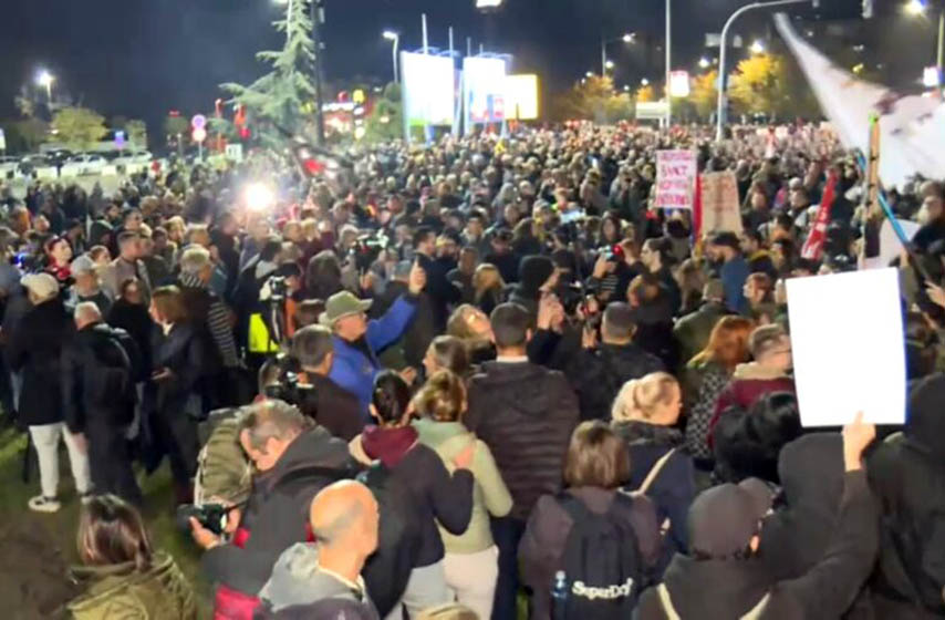 eparhija backa, osude, k-013, vesti srbija, protest novi sad