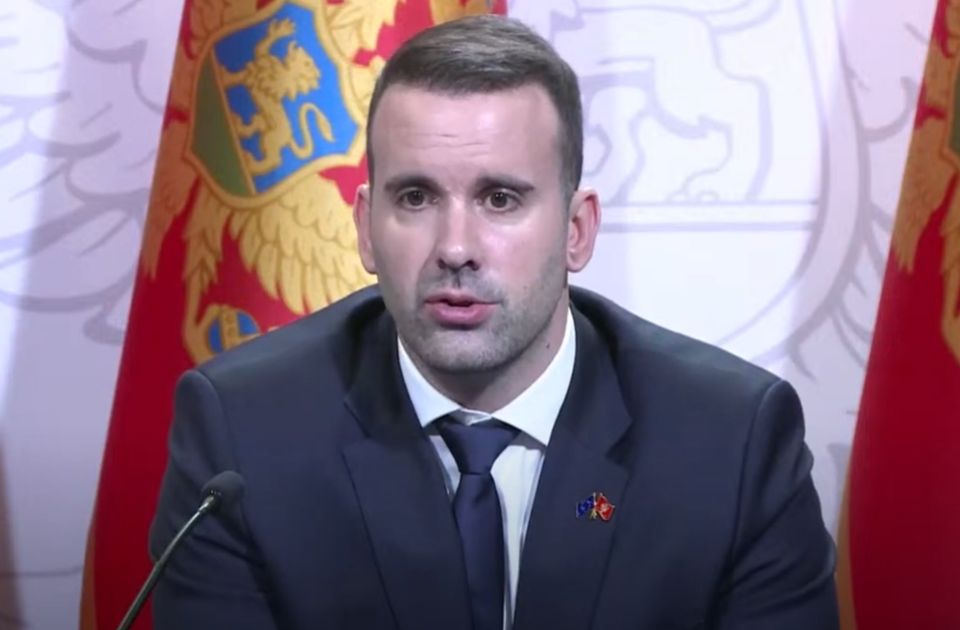 milojko spajic, crnogorski premijer, k-013, vesti iz regiona