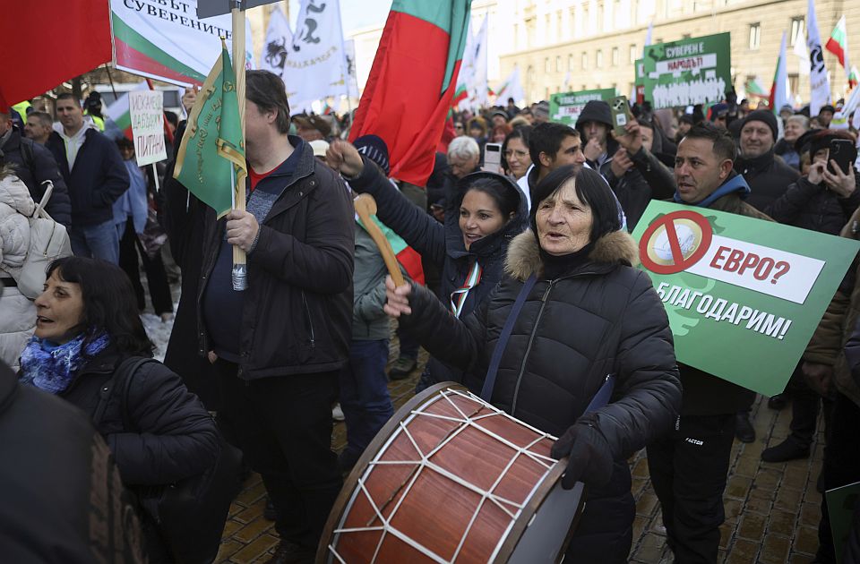 bugarska, protest protiv uvodjena evra, k-013, vesti iz sveta