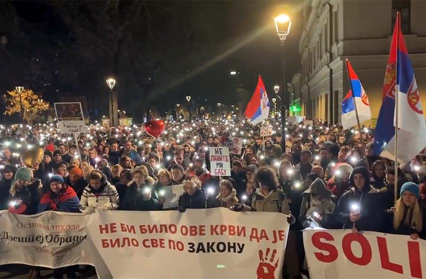 fajnensl tajms, reakcija lidera eu, protesti u srbiji