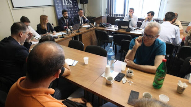 istrazivanje, clanstvo srbije u eu