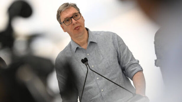 mi snaga naroda, aleksandar vucic
