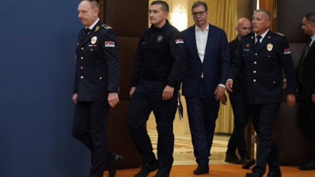 evropa, autoritet, aleksandar vucic, k-013