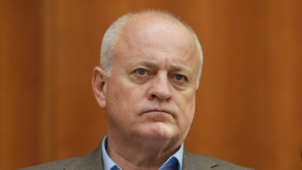 tomislav momirovic, advokat, izuzece tuzioca