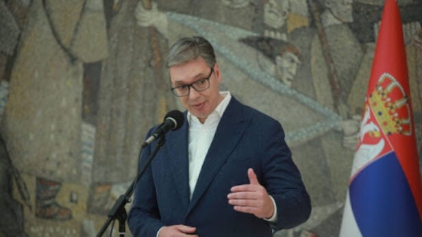 srbija, kronen cajtung, kristijan stoker