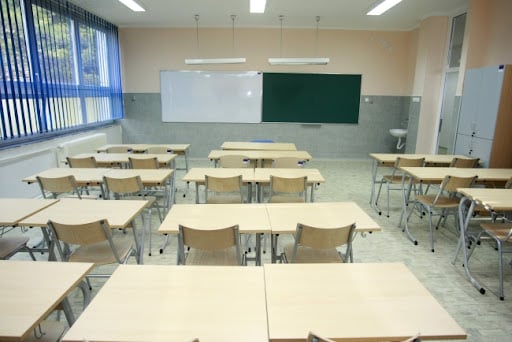 osnovna skola dragan lukic, bezanijska kosa, pao plafon, k-013
