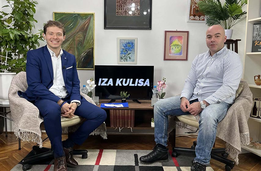 iza kulisa, podkast, podkast iza kulisa, ljubomir stefanovic, ljuba stefanovic, slavija info, ivan milanovic, k-013, k013