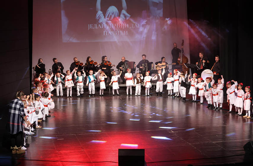 1539d443 7c60 41c8 af6f 2e8579df09b6