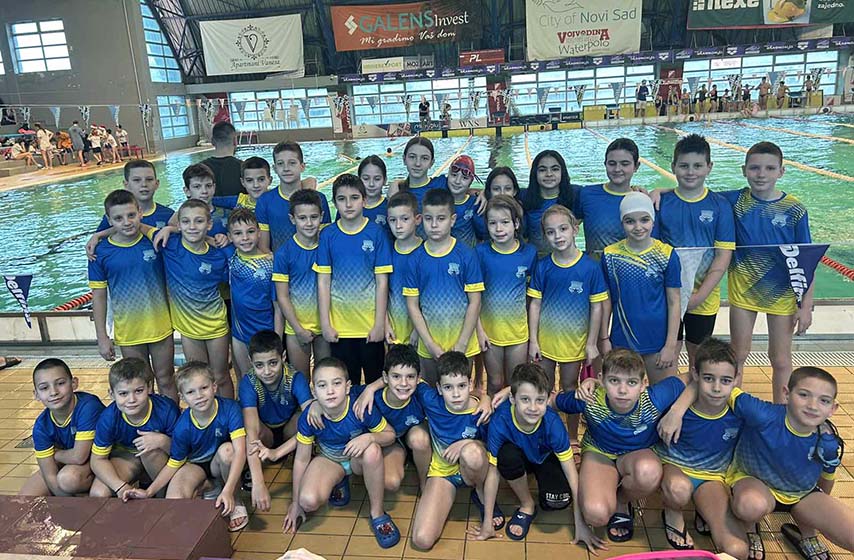 plivacki klub dinamo, dedamrazijada 25, pk dinamo, pancevo, k-013, vesti pancevo, pancevo