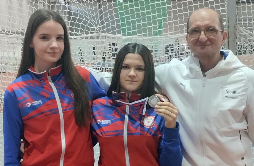 atletska dvorana, vesti pancevo, pancevo, nikolina radovanovic, ak tamiš, atletika, atletika pancevo, nevena nikolic, k-013