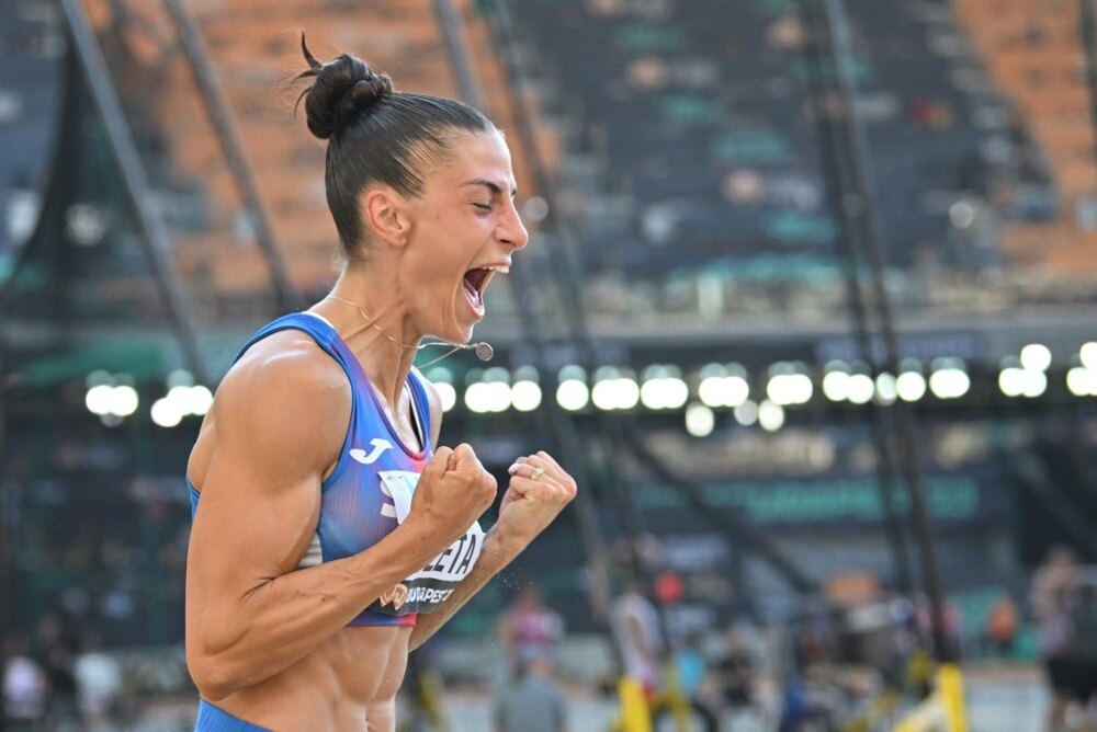 Ivana španović, troskok, državni rekord