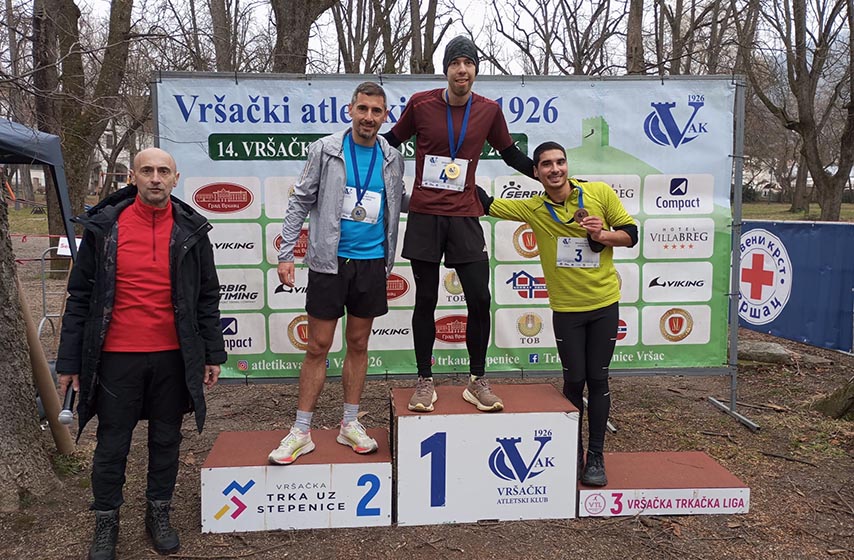 002 Goran Nikolic Beli kros