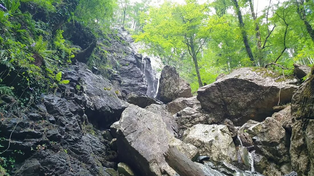 pad sa litice, vozac, k-013, vesti srbija