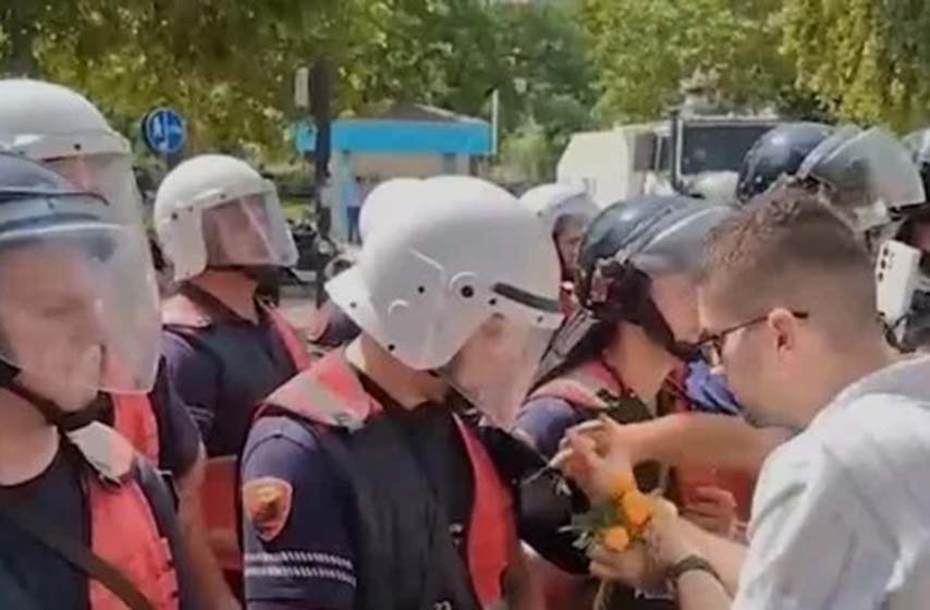 albanija, protest, dzerad kusner, k-013, vesti srbija
