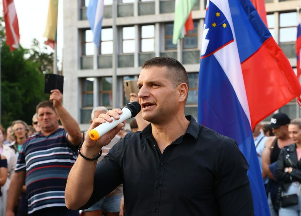 Zoran Stevanović, slovenija, referendum, izlaz iz nato, k-013, vesti srbija