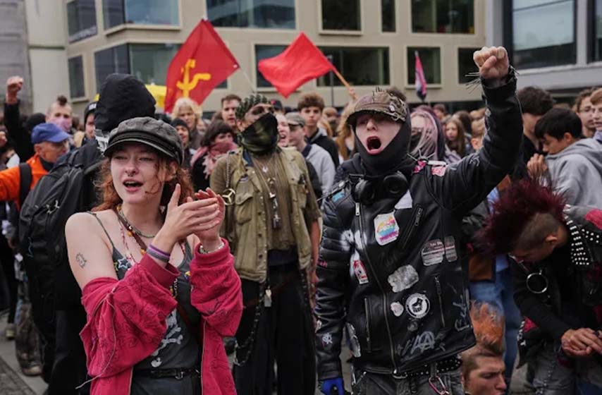 ucenici, nemacka, protest, vojni rok, k-013, vesti srbija