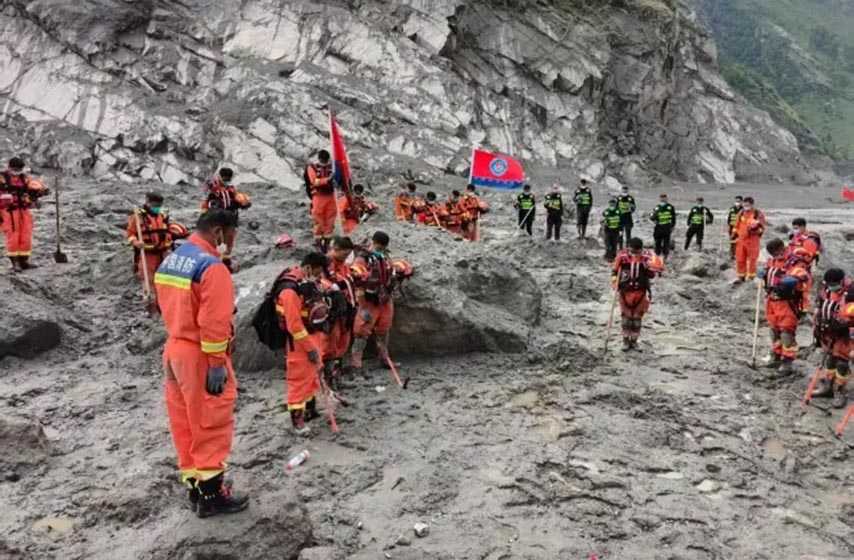 nepal, kina, poplave, k-013, vesti srbija, broj poginulih