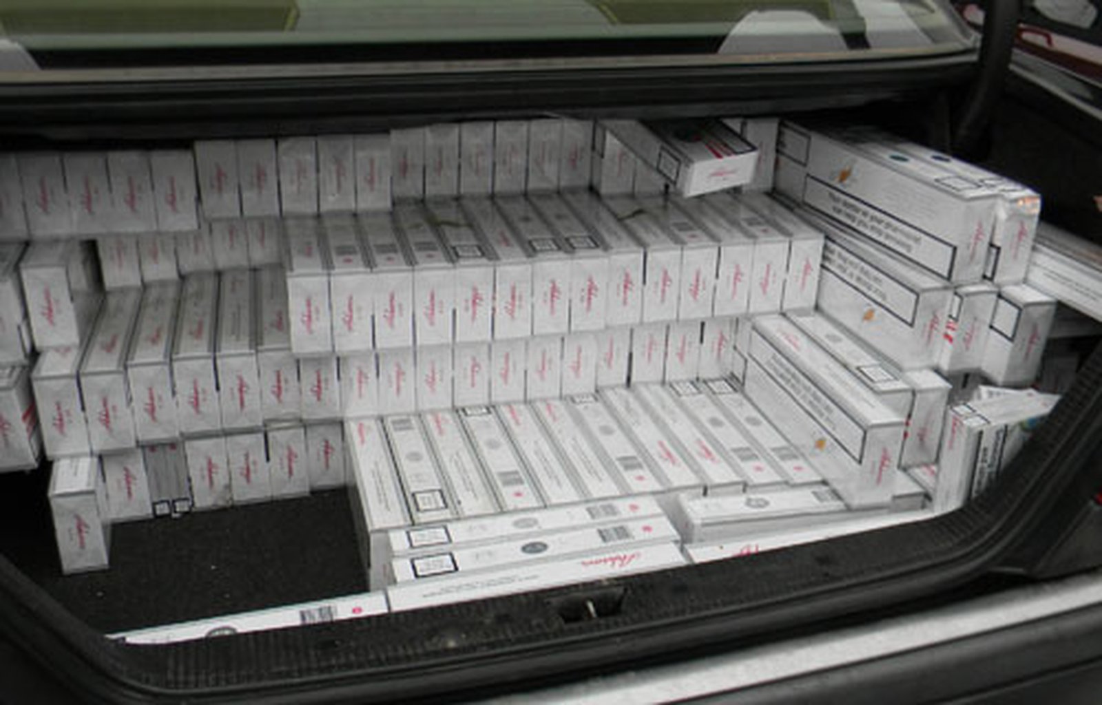 Niš, hapšenje, akcizni proizvodi, cigarete, rezani duvan, Osnovno javno tužilaštvo