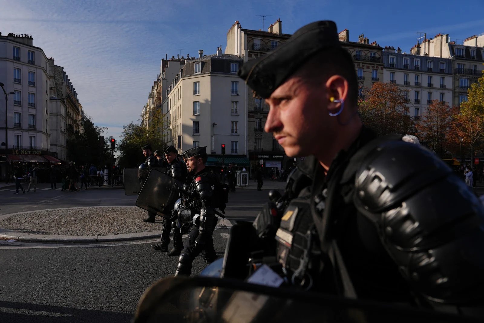 Pariz, policijski čas, policijska prefektura, demonstracije, zabrana okupljanja