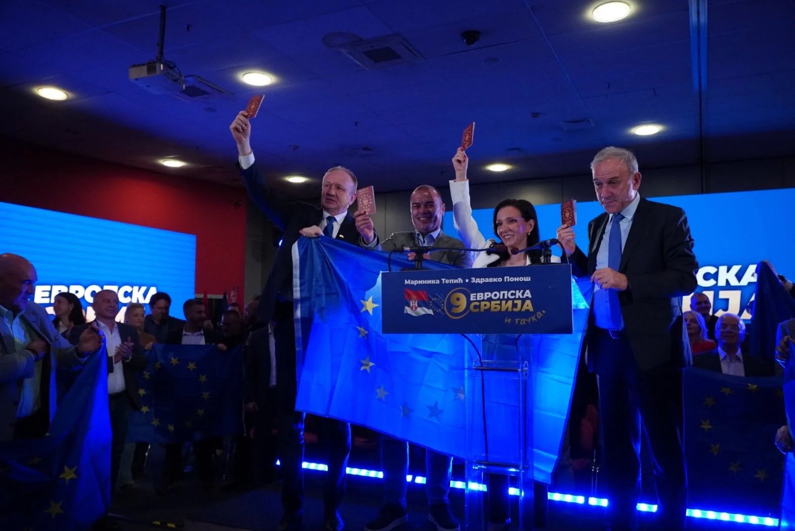 Evropska Srbija, Novi Sad, izbori 25. oktobar, Zdravko Ponoš, Dragan Đilas, Marinika Tepić