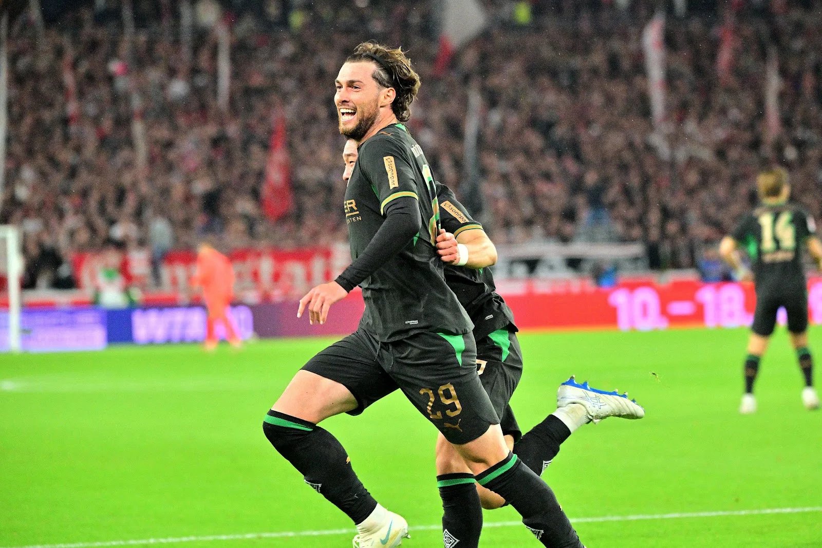 Borusija Menhengladbah, Štutgart, Bundesliga, Ermedin Demirović, Džo Skali