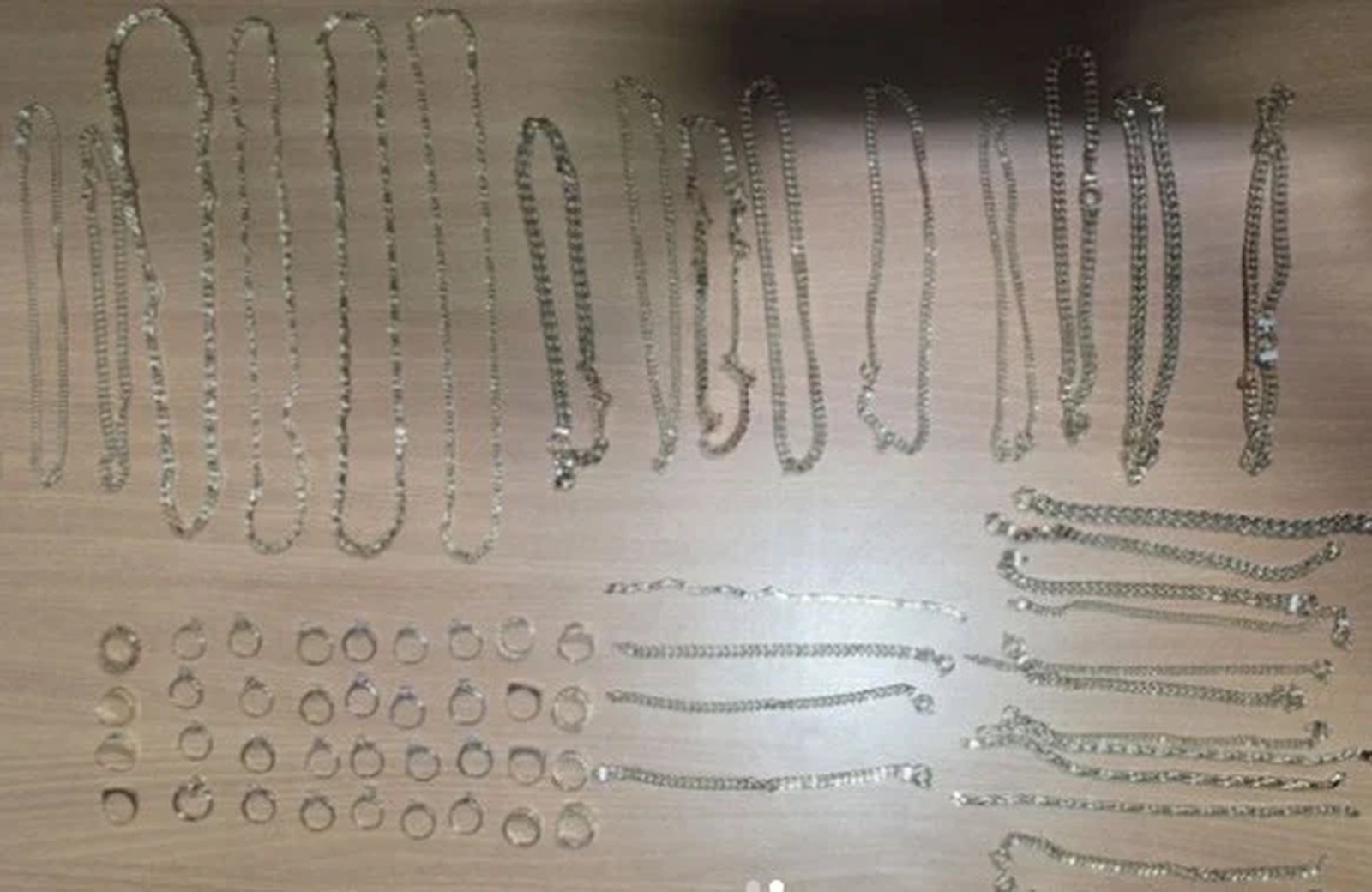 Carina Severne Makedonije, Bogorodica, krijumčarenje zlata, Tetovo, Istanbul-Gostivar, zlatni nakit